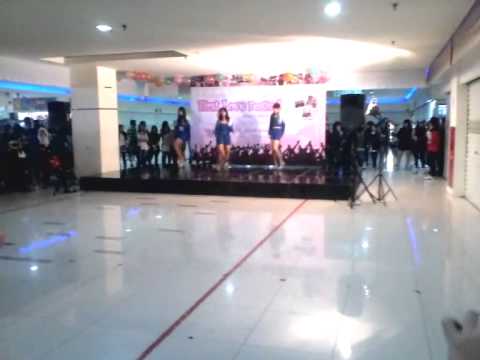 140216 GIRLS DAY -  Something & Female President [covering by SHE'S DAY] @Korean First Love Festival