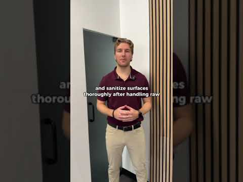 Freezing leftover pizza? ❄️🍕