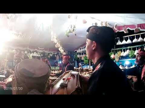 Kembang gadung versi (Giri jinawi Raharja) by iyang kendang.