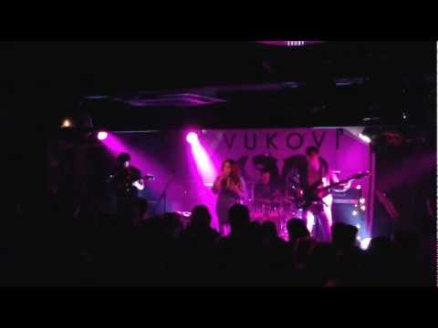 Vukovi - Obsessions (Live)