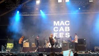 The Maccabees - Given To The Wild (Intro) - Child @ Optimus Alive 2012