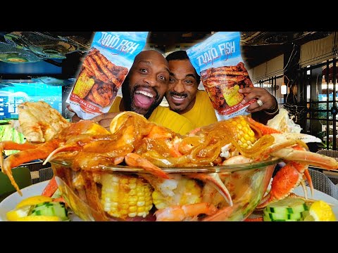 Enjoy a Delicious Seafood Boil for the Holidays!