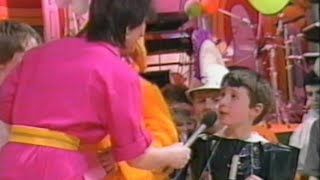 Untied Shoelaces Show - Easter 1984 (feat. Pete Reid)