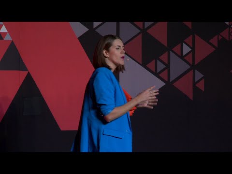 Reclutamiento en la era del emoji. | Adriana Casillas | TEDxUniversidadPanamericanaGuadalajara