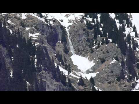 Meraner Höhenweg Lawine Tschigat  15.04.2013