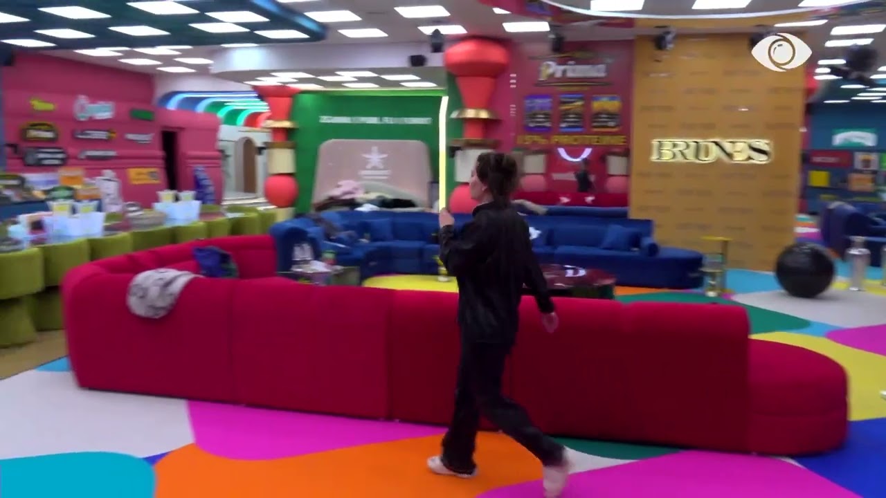 Misioni i Vëllait të Madh/ Rozana arrin me sukses të fsheh një pjesë të sendeve në oborr