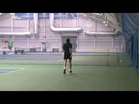 Финал Кубка Сибири-2018. 15-летний Григорий Гордеев - 36-летний Виталий Вильман - 6:1, 6:1.