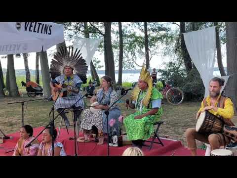 Yogatag am Arendsee … the song of the water 💧 sacred water 💦