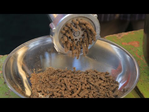 Best fish feed mixing and how to make pellets for fish #agriculture #fishing