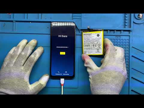 My Motorola One Action is stuck on the logo and keeps restarting. Solution needed.