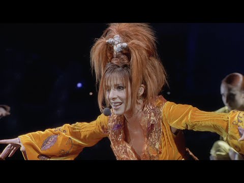 Mylène Farmer - L'Âme-Stram-Gram (Mylenium Tour Live)