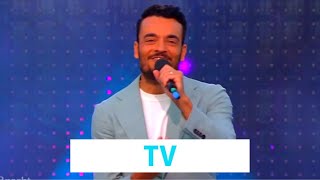 SOLO MUSICA Lyrics English Translation