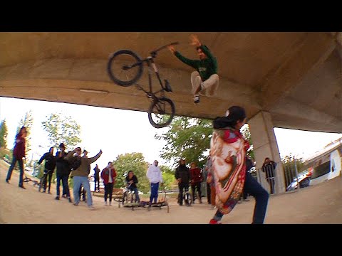 Nancy Jam - Robot Cluut Tour Ep.3