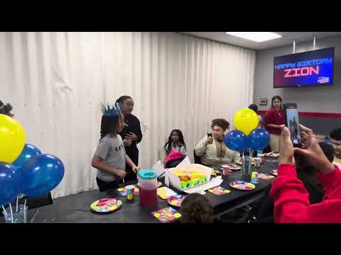 Boyfriend Pushes His Girlfriend Off Of A Cliff Content😭