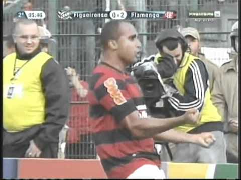Figueirense 2 X 2 Flamengo - Brasileiro 2011