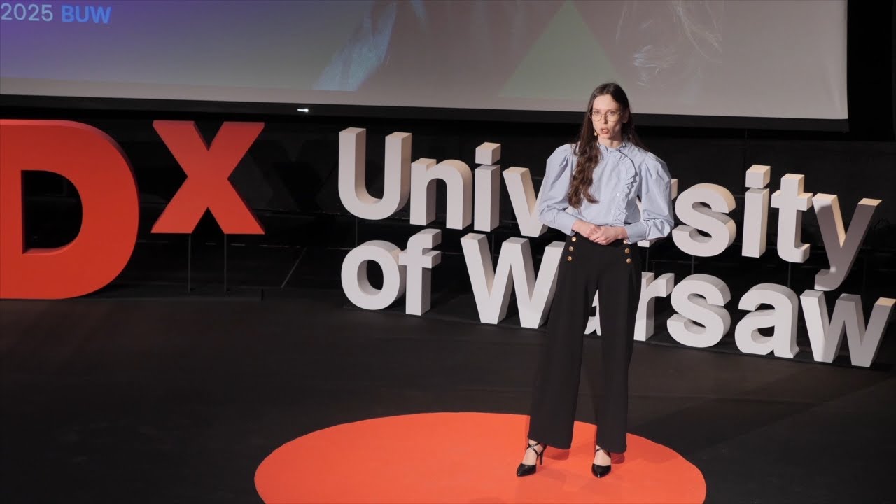 Czy teatr może uratować życie? | Karolina Kosieradzka | TEDxUniversityofWarsaw