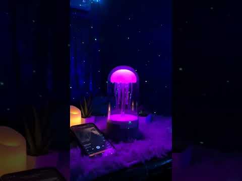 Colorful Jellyfish Lamp Bluetooth Speaker Max 113