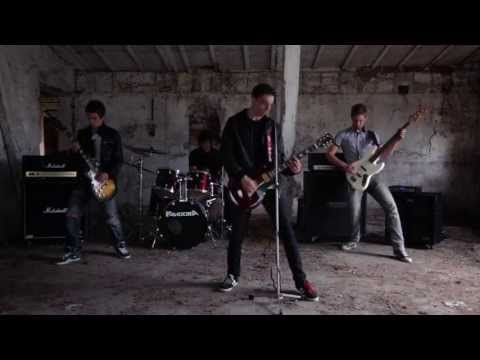 Pandora - PANDORA - Pravda a lož (Oficiálny videoklip 2013)
