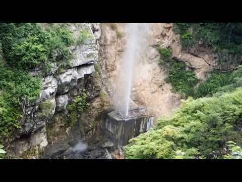 川俣温泉間欠泉