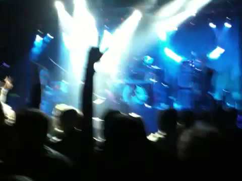 Hairbangers Ball version of "Kickstart My Heart"