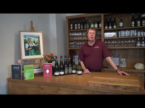 Weintaxi Wiesbaden -  Weingut Dr. Nägler - Familie & Etikett