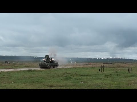 Tunguska SPAAW auto-cannon Firing