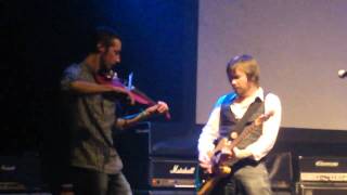 Gnasher (Featuring Jimmy Coup) live @ the vibe for Philo 2011