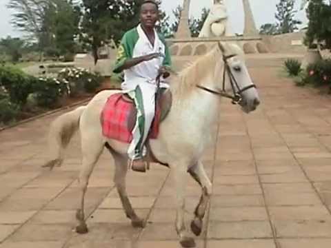 Elizabeth Nyambere - Kurakurai