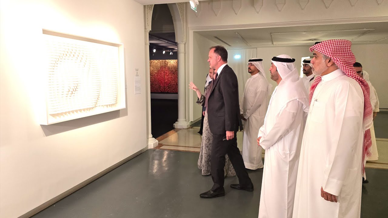 Image for the title: Youtube Image