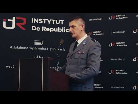 Piotr Szymański | The evolution of measures to combat crime from a constitutional perspective – tradition and progress