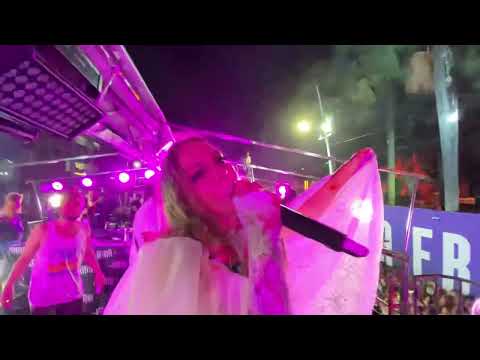 A Travestis & Xamã - Toma Desce Toma Toma (Ao Vivo no Carnaval de Salvador 2023 - Barra Ondina)