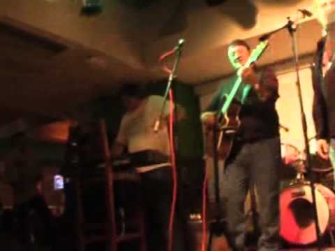 Pasarea Colibri feat. Nicu Alifantis & Geri Schwartz - Toti suntem putin luati (live)