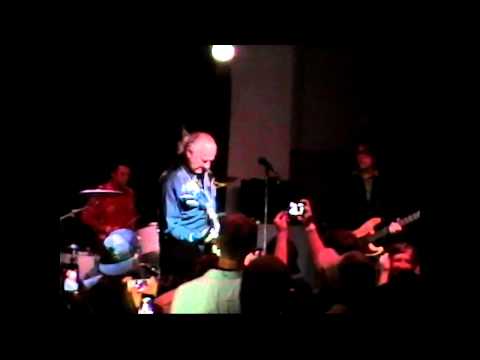 Dick Dale - Shake And Stomp Live @ Moe's Bar BQ on July 11th, 2014!