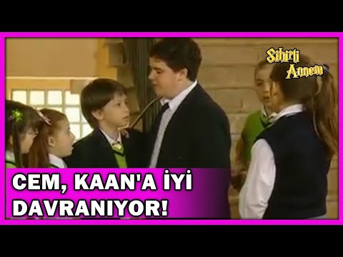 Cem, Kaan'a İyi Davranıyor! - Sihirli Annem Özel Klip