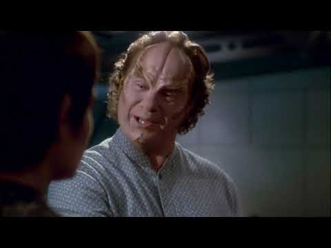 T'pol and Phlox talk about human food