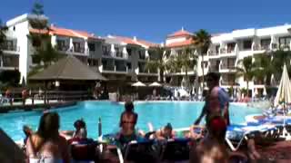 preview picture of video 'Globales Tamaimo Tropical Gay Friendly Aparthotel, Puerto Santiago, Tenerife - Gay2Stay.eu'