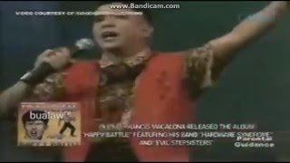 Francis Magalona - &quot;Mga Kababayan Ko&quot; [Live] (Official Music Video)