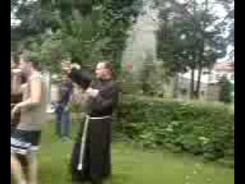 Franjevački hod 2008.god - bacanje fratra