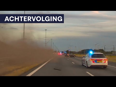 Politie Eenheid Landelijke Expertise en Operaties and Politievlogger Jan-Willem