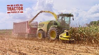 John Deere Machines Making Cow Chow Part 1