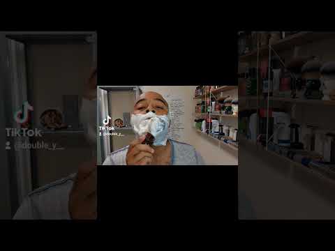 ASMR Not for beginners, smooth aggression. #asmr #shavingproducts #wetshaving #shaving
