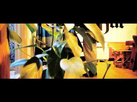 Booba CLIP music "Can't be Touched" UNKUT 2013