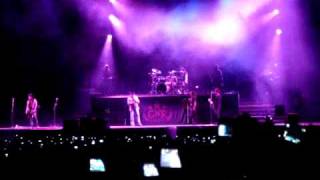 preview picture of video 'Guns n' Roses - Lima 26/03/2010 - Chinese Democracy'