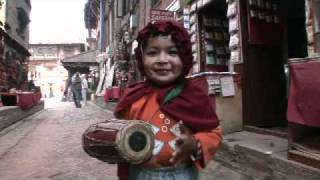 preview picture of video 'Backpack Report.. A walk in... Nepal'