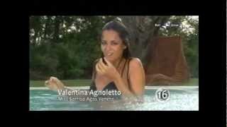 preview picture of video 'Valentina Agnoletto,Miss Sorriso Agos Veneto,Bikini Swimming Pool Photo Shoot'