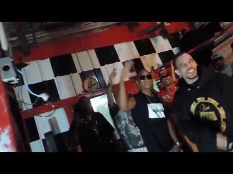 Família Pobre Loko /Gynastia /Helhão-Impacto Verbal /Sang-B /Part . Dj-Birimbal (CYPHER REAL HITS)