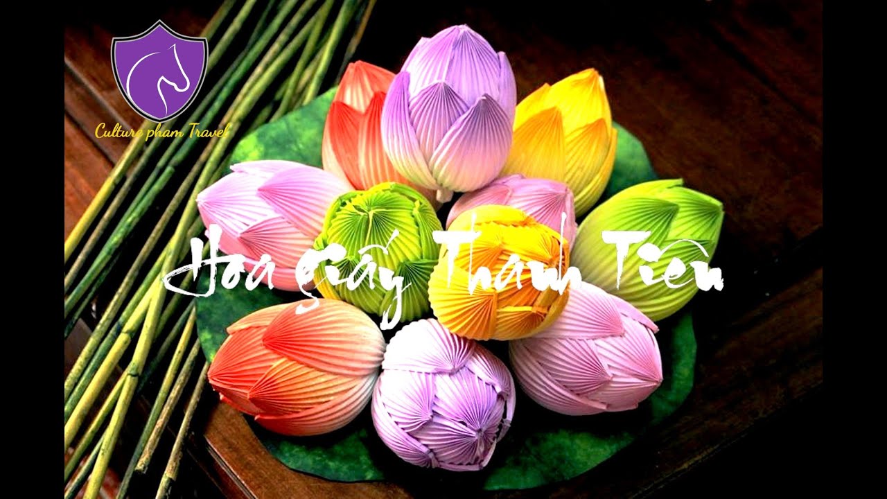 Catch a glimpse into Thanh Tien Paper Flower Village.