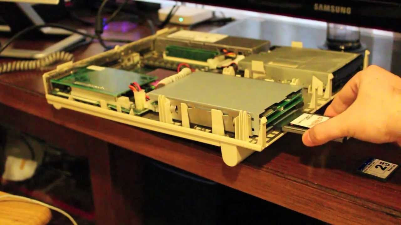Apple Macintosh LC 475 4GB Hitachi MicroDrives