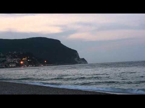 Mercenari D'Oriente:Baton And Poi Illusion