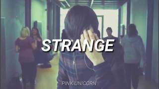 Strange (Traducción al español) | Tokio Hotel &amp; Kerli